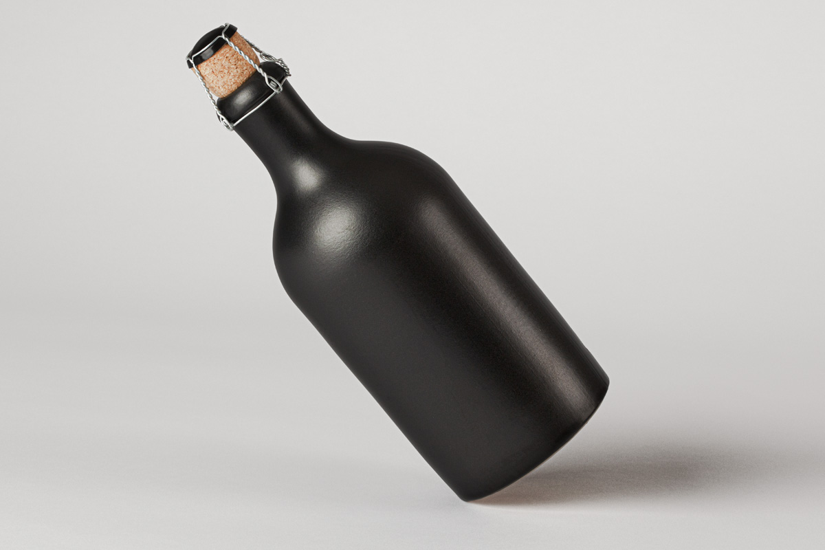 Free Black Ceramic Bottle PSD Mockup